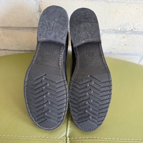 Frye Veronica Bootie distressed black leather size W 11 - Picture 7 of 10